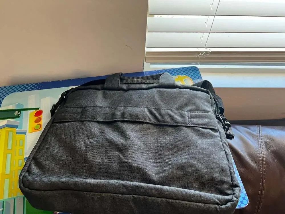 Lenovo 15.6 Inch Laptop Casual Toploader T210 Case Messenger Bag Grey